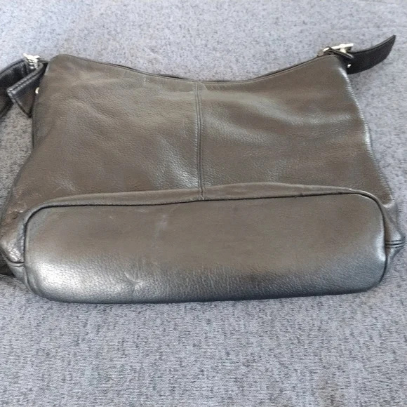 Tignanello Black Pebble Leather Shoulder Bag - Picture 6 of 14